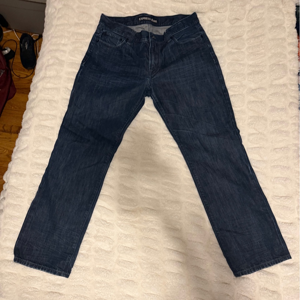 Men's Relaxed Fit Jeans in Deep Blue